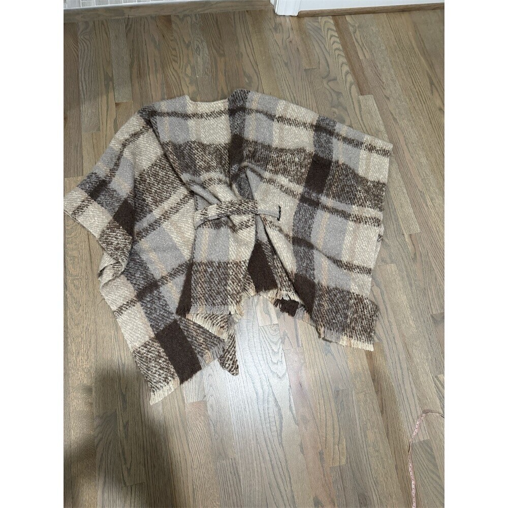 Max Studio Ruana Poncho Wrap Shawl Womens O/S Multicolor Plaid Belted Fringe - Picture 3 of 4